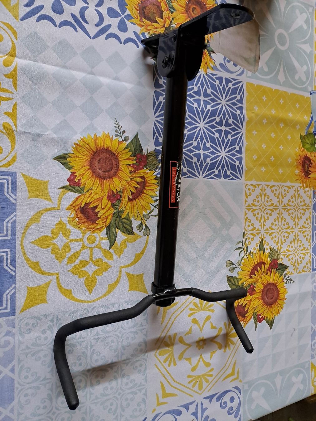 Supporti per biciclette: Velo-Wandhalter – Usato da Ennenda venduto da nap_72kx 1