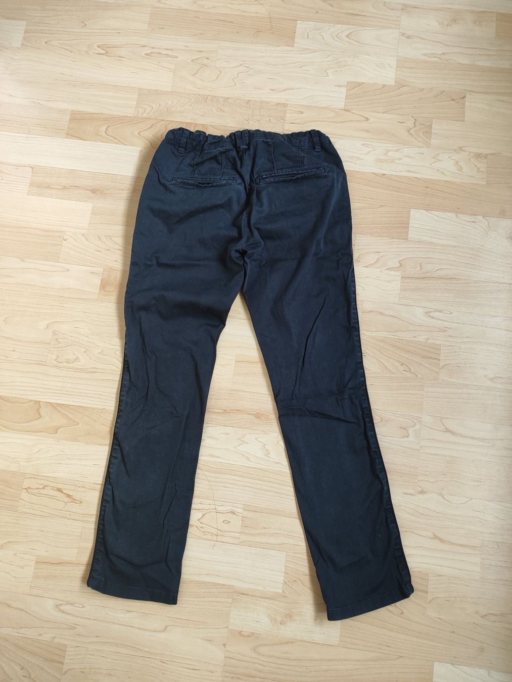 Pantaloni: Schwarze Chino Hose Gr. 146 – Usato da Seon venduto da Mandes1 2