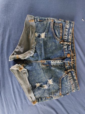 Jeansshorts distressed Grösse M  