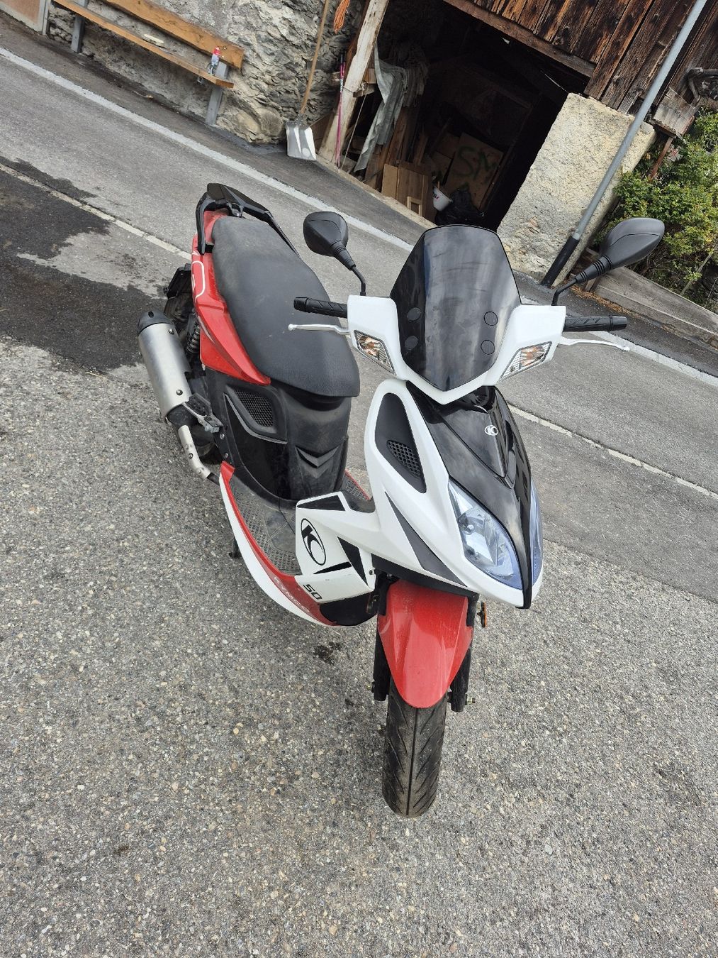 Kymco Scooter: Roller Kymco Super 8 50 il – Usato da Savognin venduto da and_ttt8