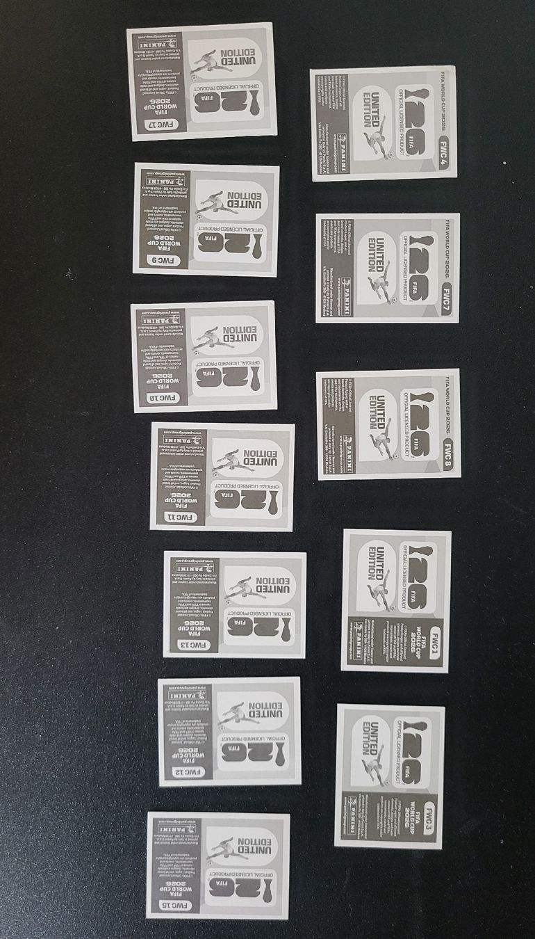 Panini Cartes à collectionner: Panini Sticker 12x FWC – Neuf (Voir description) à Jona par NLUE_10