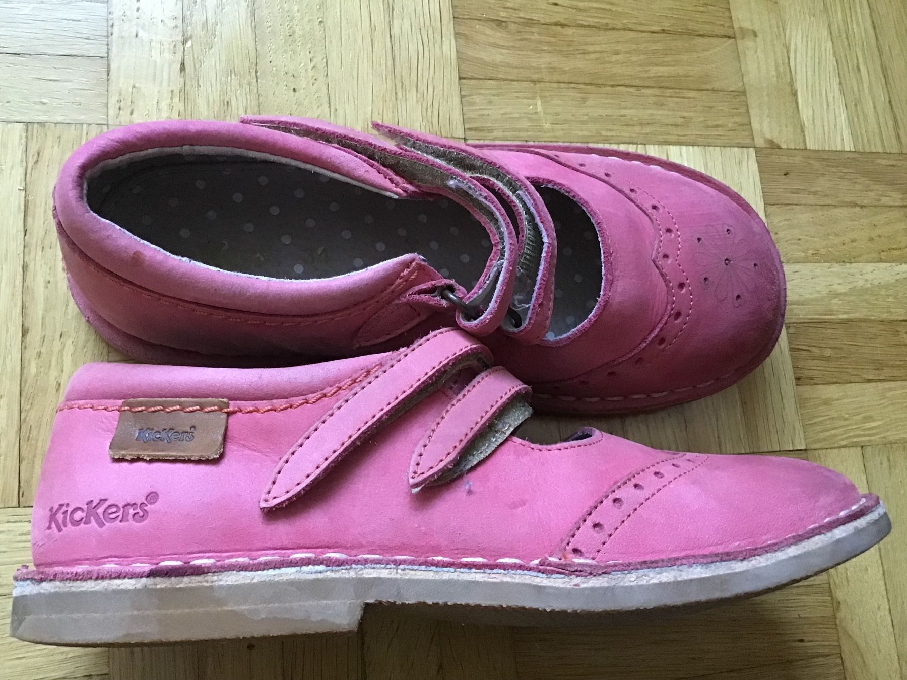 Kickers Scarpe per ragazze: KICKERS Mädchen Lederschuhe , Grösse 34. – Usato da Seuzach venduto da Tureda 1