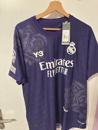 Real Madrid 23/24 Y-3 Jersey Size XL New