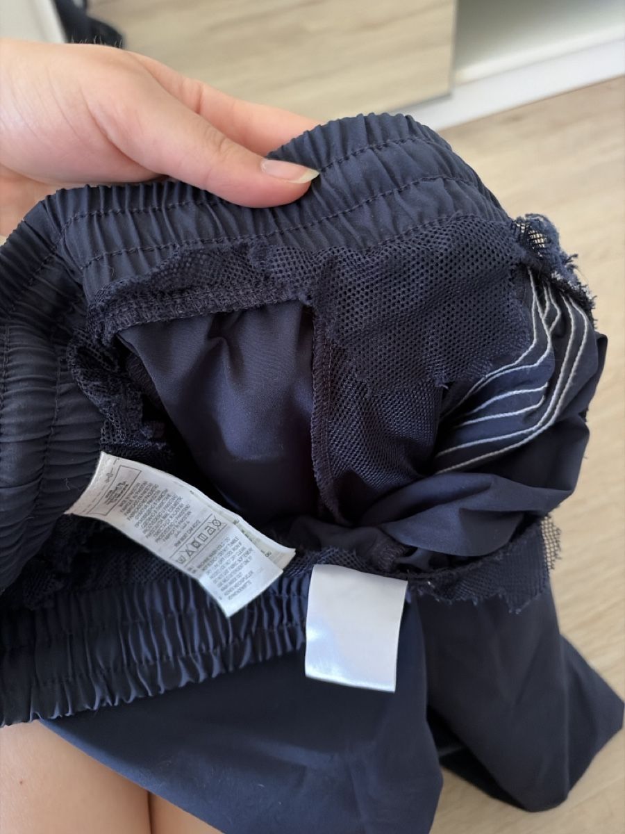 Adidas Pantaloni: Adidas Shorts – Usato da Rütihof venduto da liv_k2bp 3