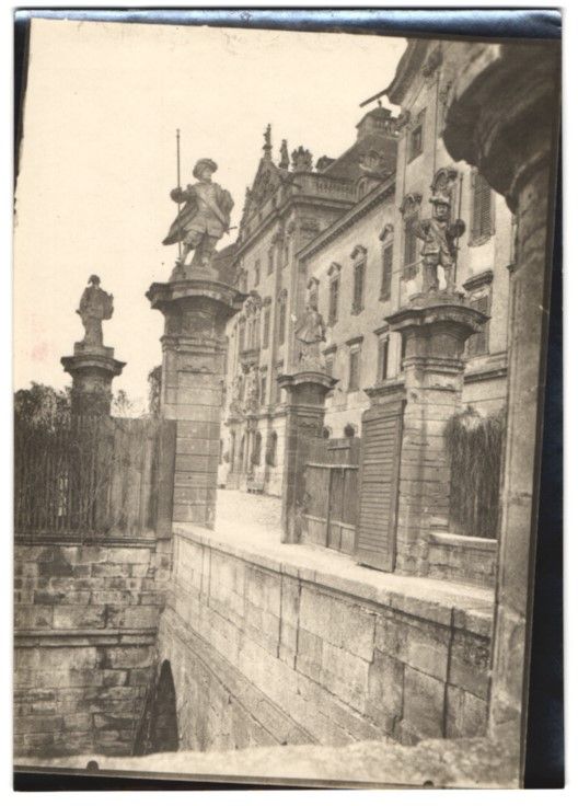 Fotografie &  Plakate: Fotografie Ellingen, Schloss und Statuen – Gebraucht aus Berlin von bartko-reher