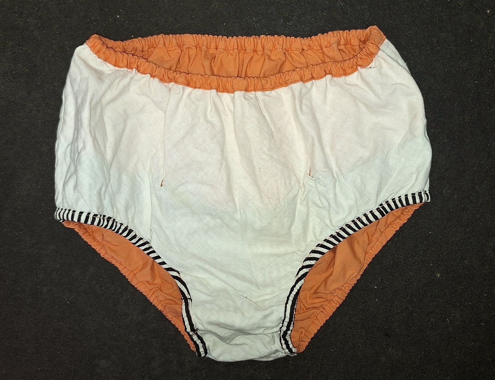 Costumi da bagno & Bikini: wunderschöner-1950er Bikini🧡 – Usato da Emmenbrücke venduto da abu_9mj8 7