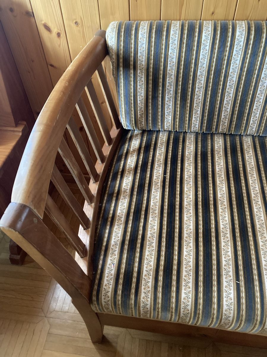 Sofas: Sofa Antik – Gebraucht aus Grosswangen von juk_y25f 2