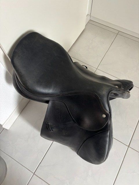 Selles, accessoires: Reitsattel – D'occasion à Ebmatingen par rumba1969