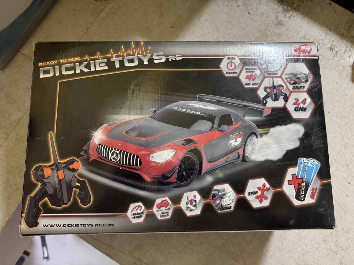 Dickie Toys RC Modellbau: Voiture télécommandée  – Neu und originalverpackt aus Les Giettes von joelledu