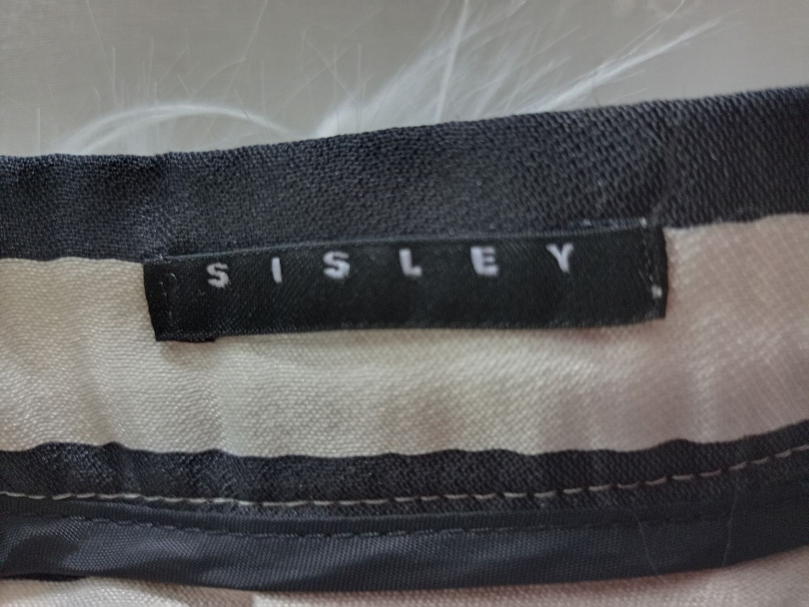 Sisley Gonne: jolie jupe Sisley taille 36 – Usato da Monthey venduto da 04Elisa 1