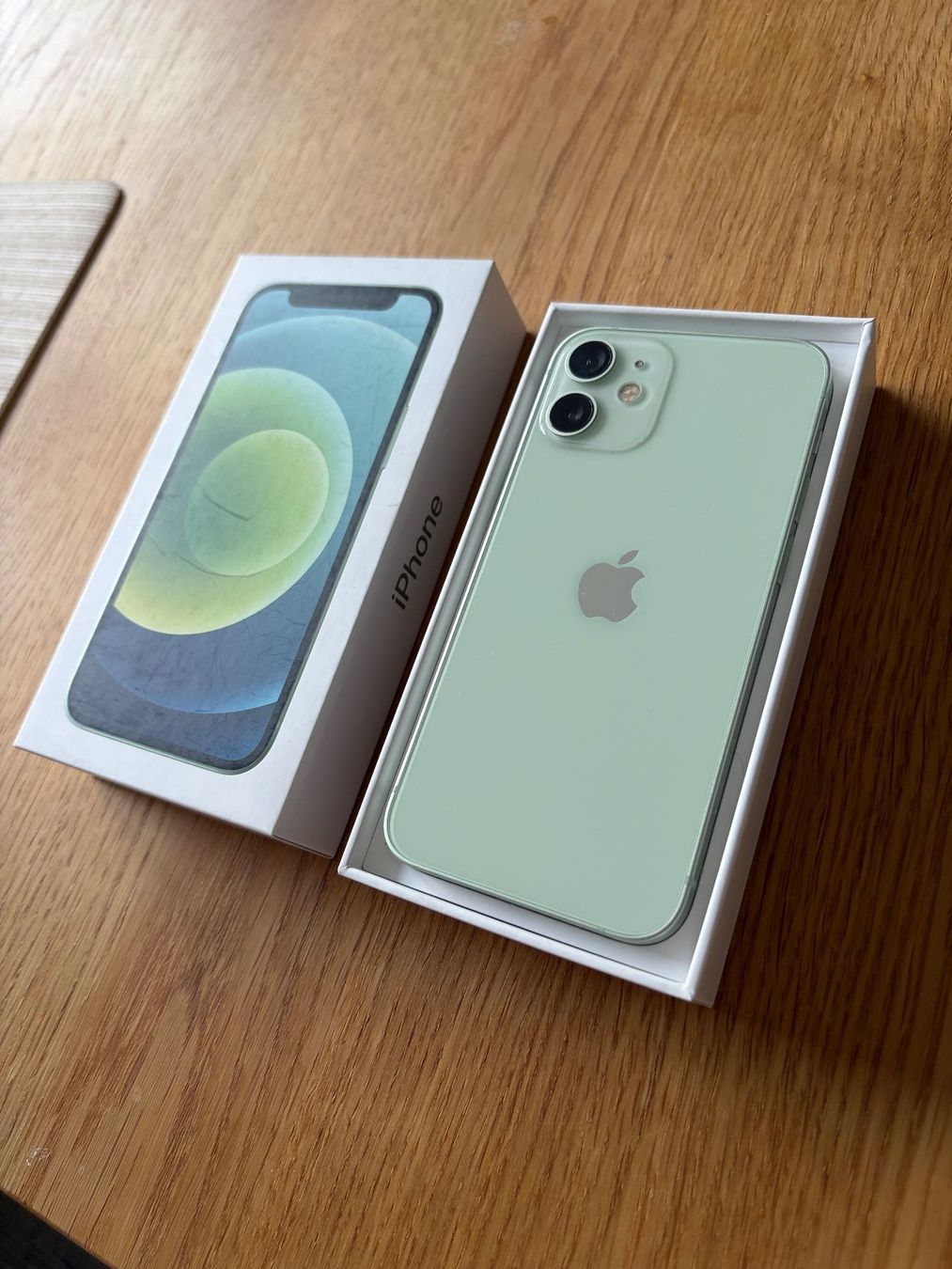 Apple Telefoni cellulari / Smartphones: iPhone 12 mini, grün, 128 GB – Usato da Wil SG venduto da Klicks