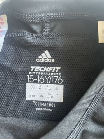 Adidas Techfit Langarm Shirt Grösse 176 Schwarz Klimacool