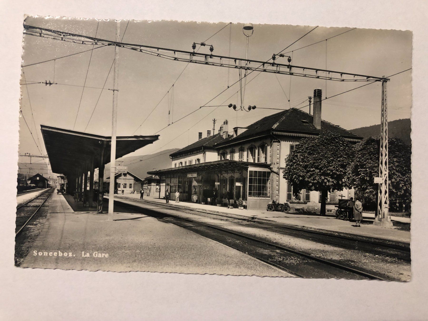Cartoline postali: Sonceboz - La Gare (1959) – Usato da Pfäffikon ZH venduto da Waltoversand