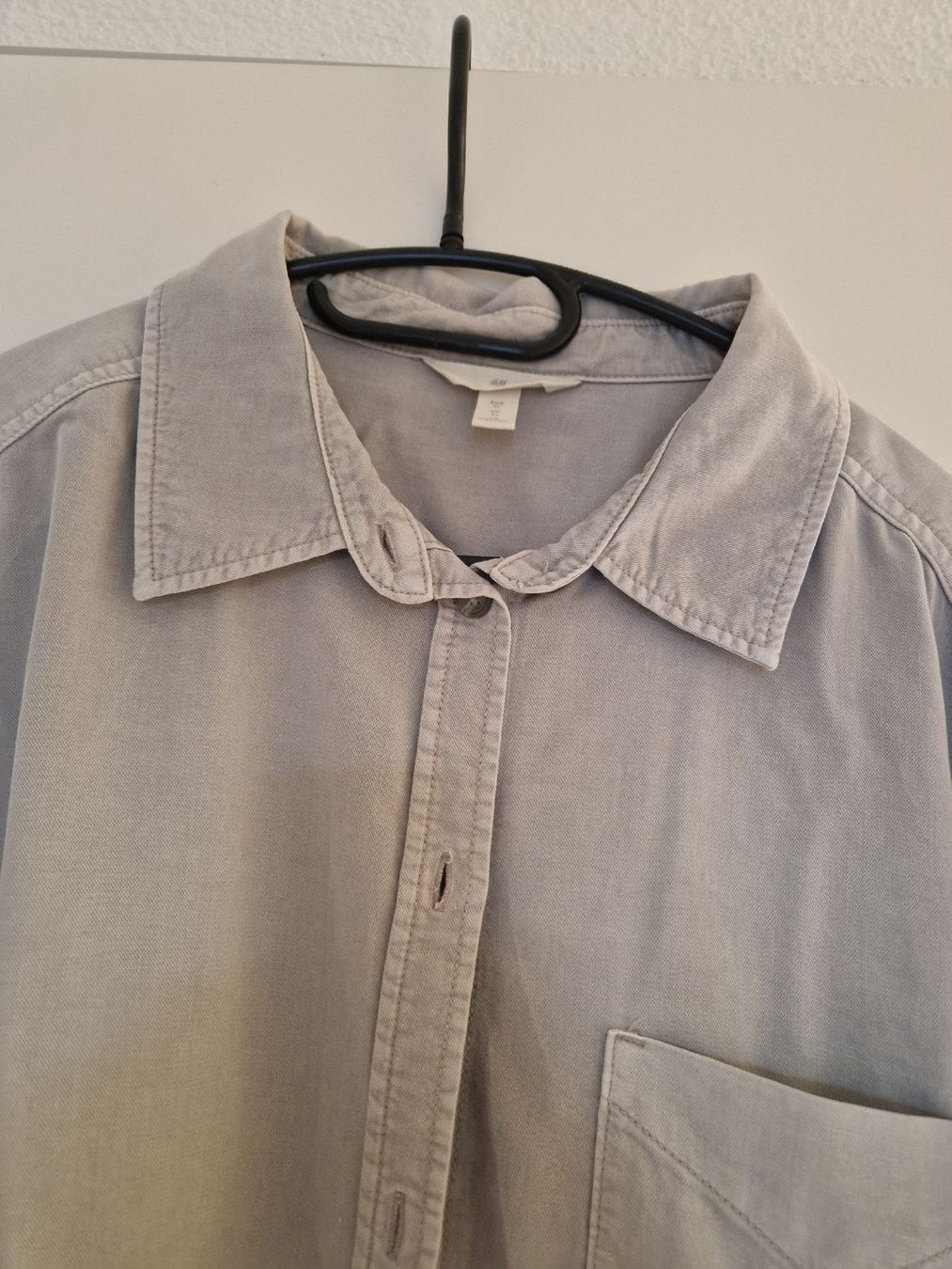 H&M Camicette: H&M Hemd grau Grösse XL  – Nuovo (secondo la descrizione) da Ebikon venduto da kov_9vqb 4