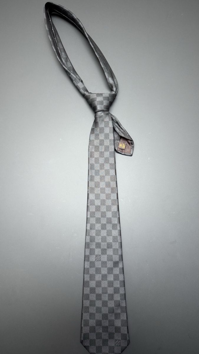 Louis Vuitton Cravatte: Cravate Louis Vuitton Originale, Damier Graphite – Usato da Courroux venduto da Frank789 2