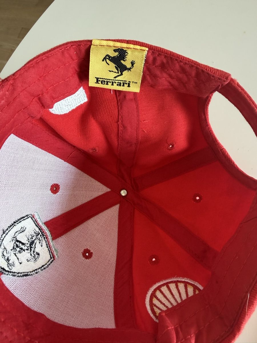 Altro in  Abbigliamento & Accessori: Ferrari Cap, Rot, one size – Usato da Winterthur venduto da ivule2000 3