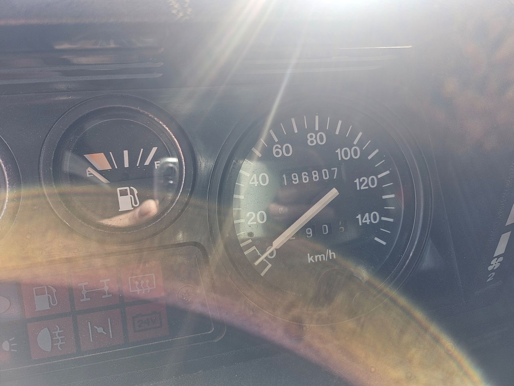 Land Rover Automobili: Land Rover 110 Td 2.5 – Usato da St-Brais venduto da Prunel72 8