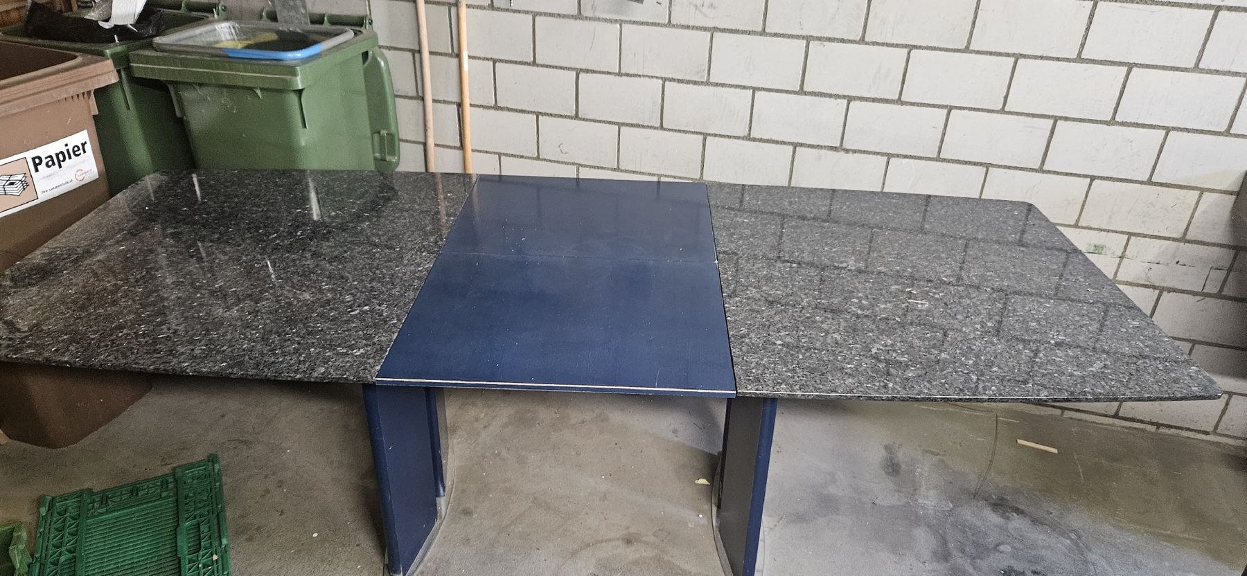 Tavoli: Granittisch ausziehbar – Usato da Hitzkirch venduto da cin_ns7q 1