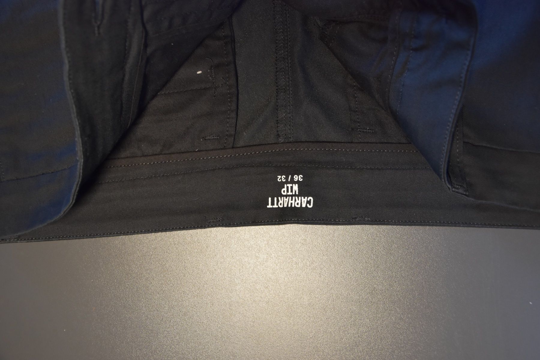 Hosen: Pantalon Carhartt noir, taille 36/32 – Neu (gemäss Beschreibung) aus Vevey von sim_jkp6 3