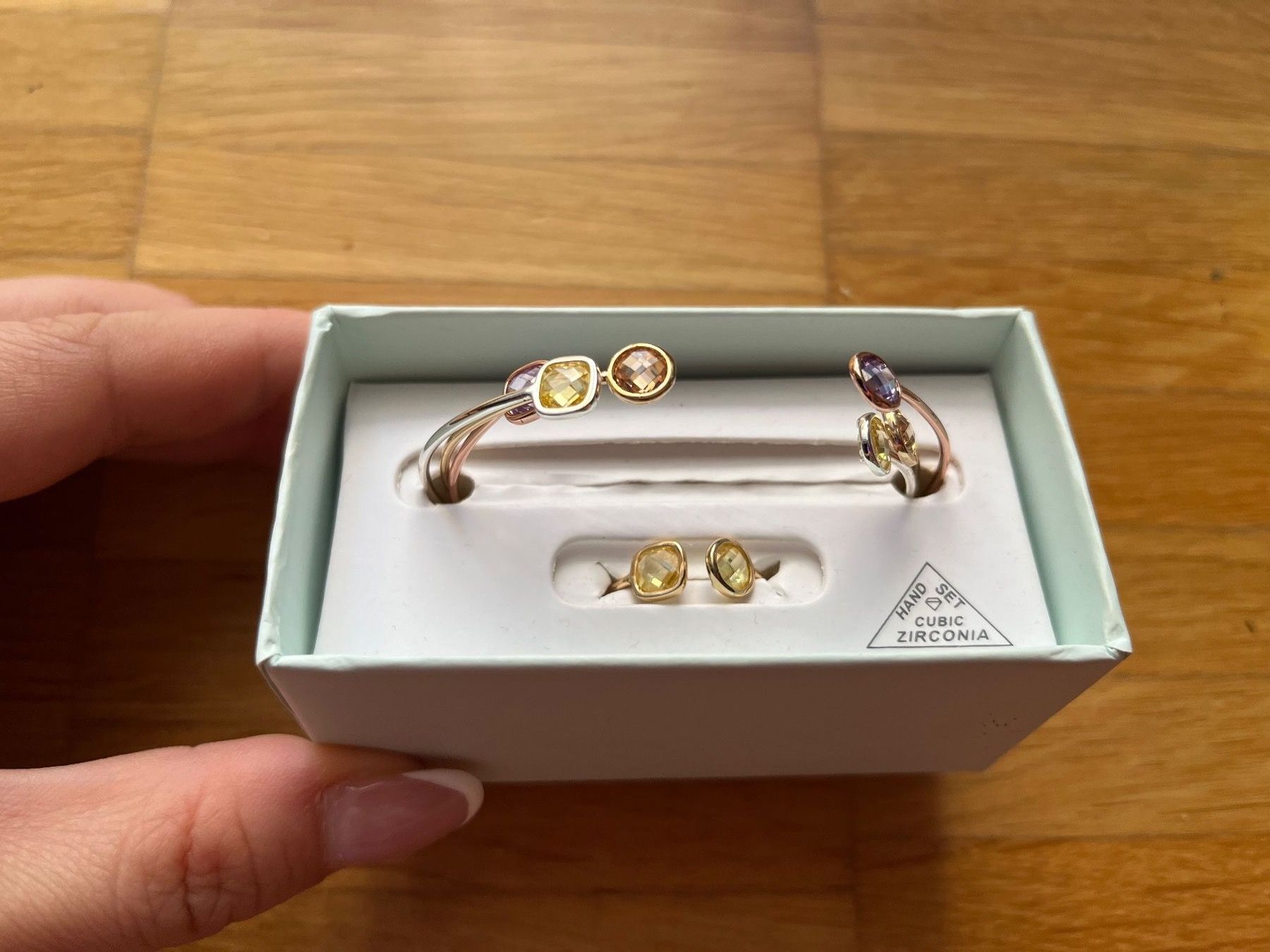 Anelli: Handset Cubic Zirkonia – Nuovo (secondo la descrizione) da Jona venduto da Good_luck_