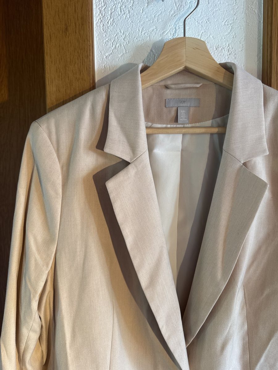 H&M Jacken: Long Blazer beige Leinenlook – Gebraucht aus Rohrbachgraben von kae_5lhf 1