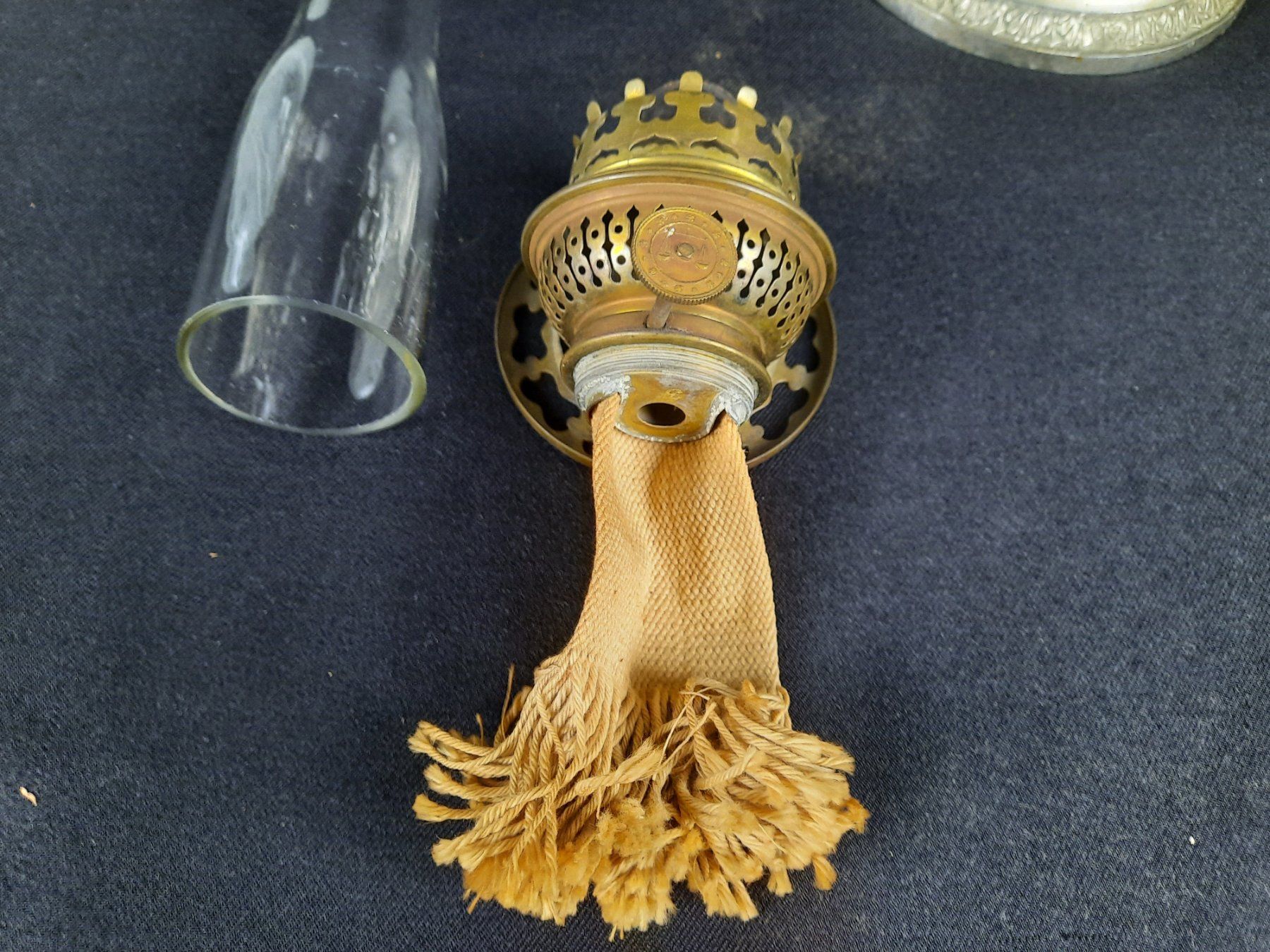 Lampade: Petroleumlampe antik – Usato da Beinwil am See venduto da Restwert_Beinwil 9
