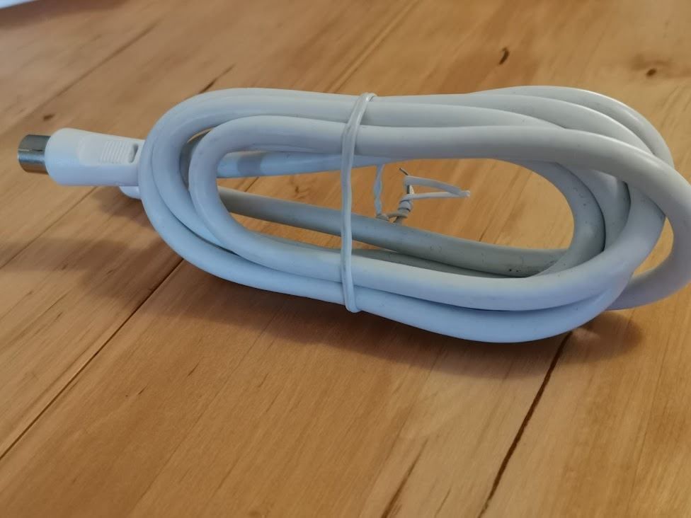 Cavi: Koaxialkabel ca. 150 cm – Usato da Zofingen venduto da noise123 3
