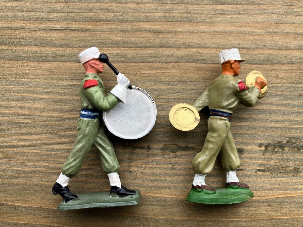 Lot De 11 Soldats Quiralu – Légion étrangère – 54 Mm – Plastique Vintage