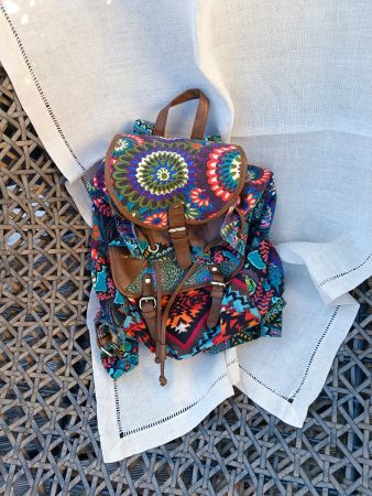 Lässiger bunter Rucksack NEW REBELS