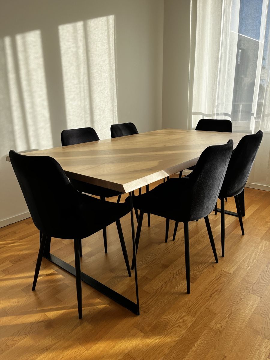 Tischset: Table + 6 chaises  – Neu (gemäss Beschreibung) aus Chêne-Bougeries von jul_g6bl