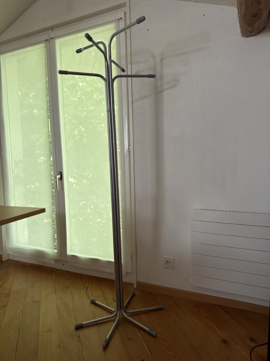 Ikea Garderobe: Garderobenständer – Gebraucht aus Dürnten von Torquay