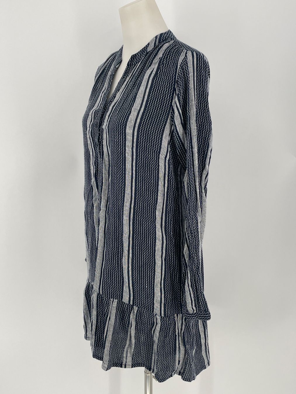 Vestiti: Kleid Gr. L von Fransa – Usato da Auenstein venduto da moin. 1