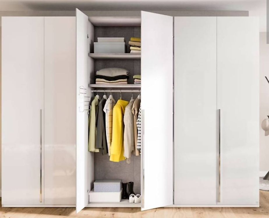 Gratis!!! Weisser Schrank 3 Doppeltüre Mitte Spiegel. (Gebraucht) in ...