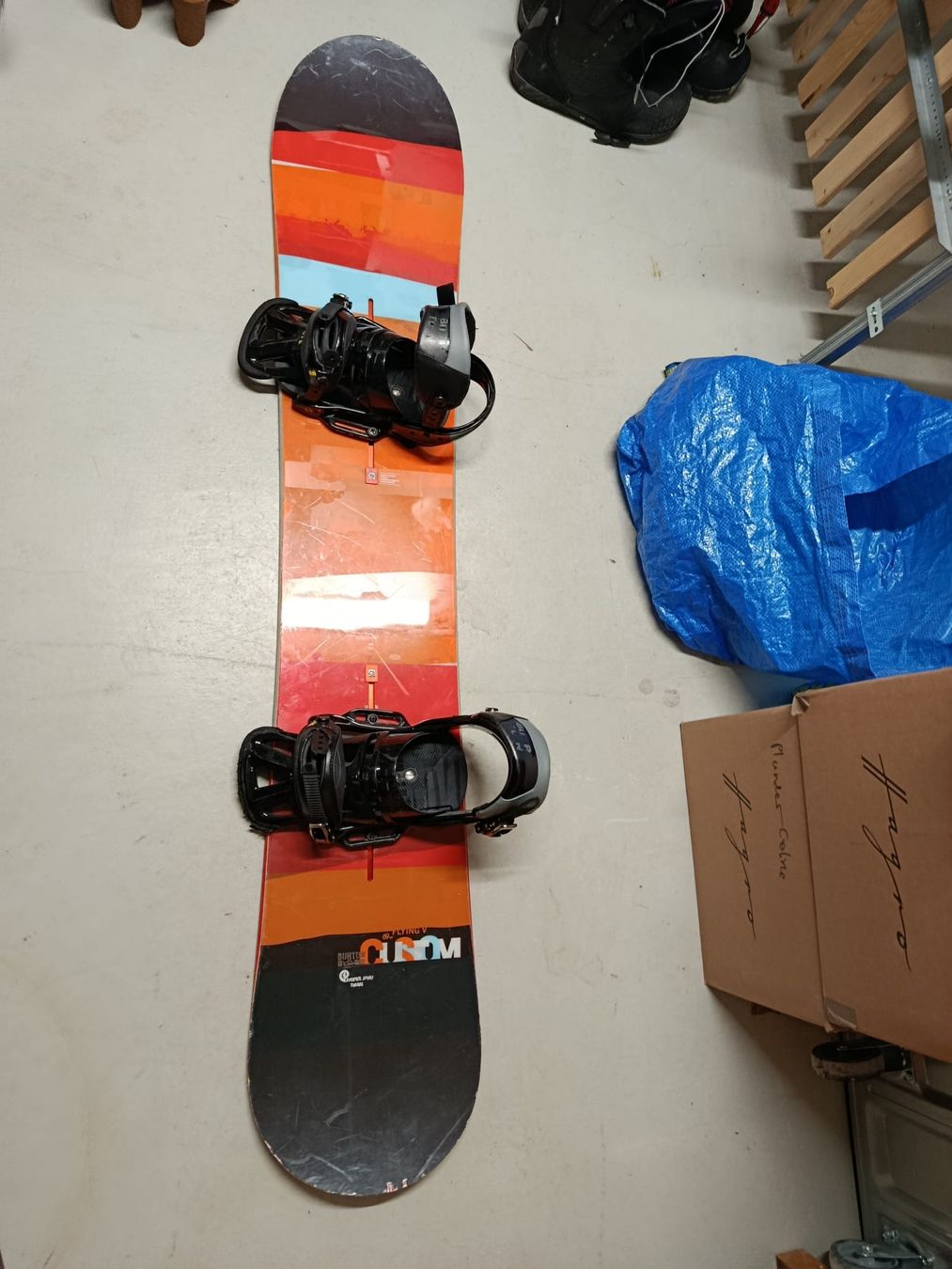Burton Boards: burton Custum Snowboard – D'occasion à Bonaduz par unihockey30