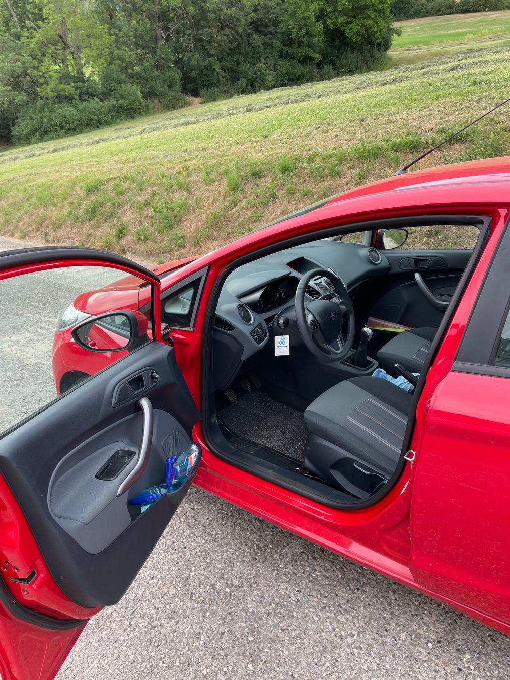 Ford Autos: Ford Fiesta 1.4i – D'occasion à Corgémont par tsc_ck5z 5