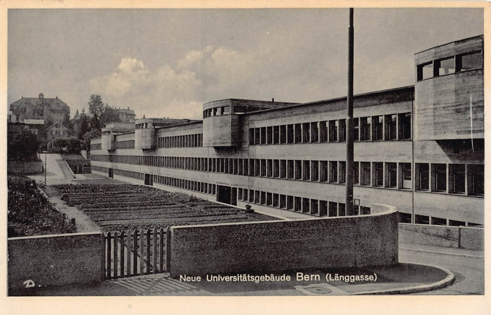 Cartoline postali: 4x Gruss aus BERN - Alpines Museum, Uni, etc. – Usato da Winterthur venduto da SchatzchischtliWinti 4