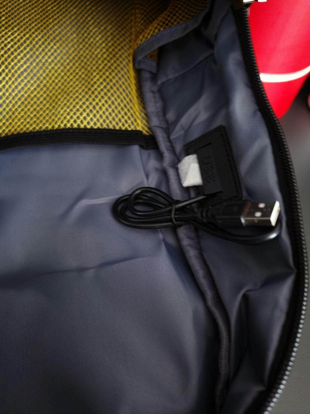 Rucksäcke: Backpack grey with USB charging port, new condition – Neu und originalverpackt aus Düdingen von its_sjd2 2