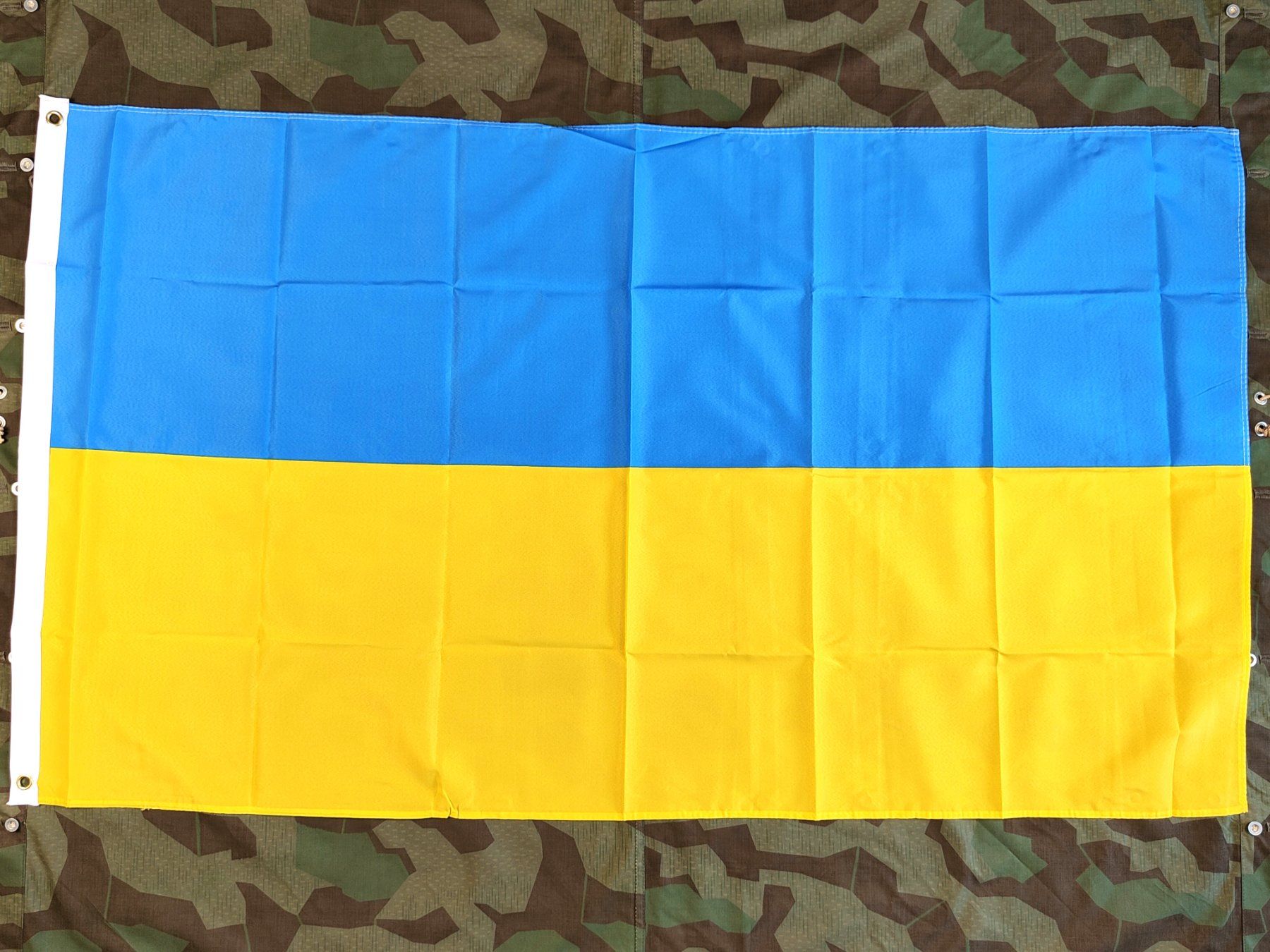 Uniformen: Flagge der Ukraine – Gebraucht aus Bauma von SwissMilitaria