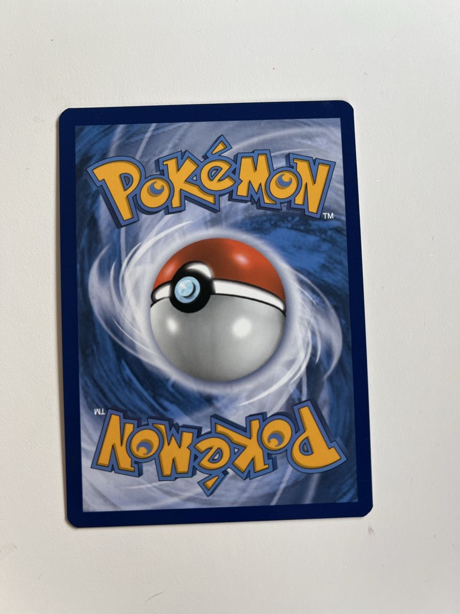 Pokémon Carte collezionabili: Charizard VBlack Pokémon EN – Nuovo (secondo la descrizione) da Reichenbach i. K. venduto da del_c7lw 1