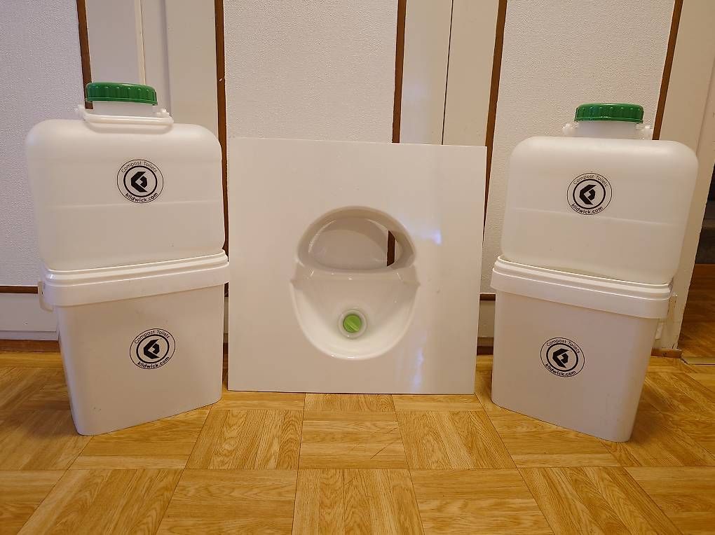 WC: Kildwick composting toilets  – Gebraucht aus Sion von Ariwal 1