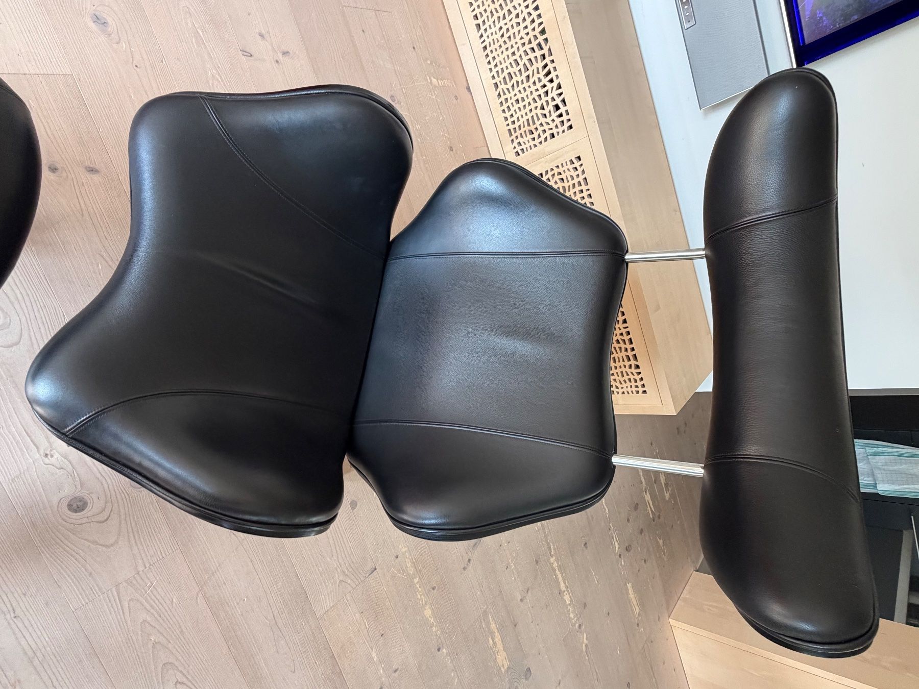 Poltrone: Ledersessel mit Hocker – Usato da Lenzerheide/Lai venduto da jfk_r5w5 1