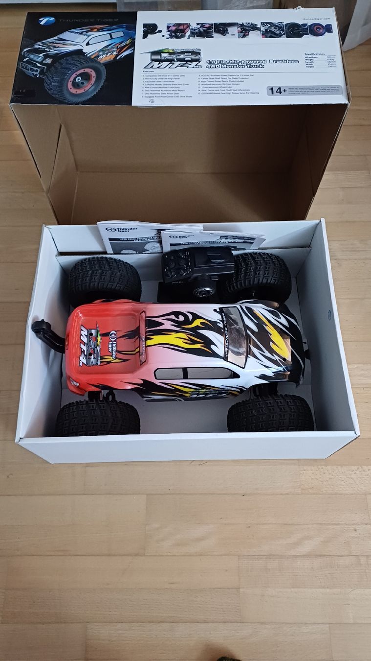 Thunder Tiger RC Modellbau: Thunder Tiger Mt4 Rot 1A Zustand mit Led – Gebraucht aus Kloten von Epoxygalaxy.ch 2