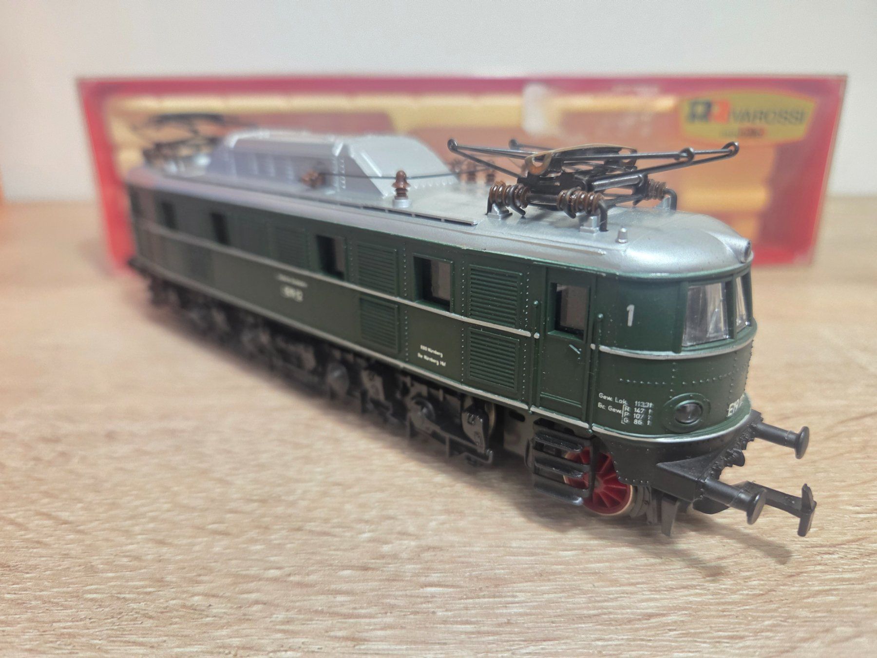 Rivarossi Modellini di ferrovie: Rivarossi 1095 E-Lok E19-12 DB H0 – Usato da St-Aubin-Sauges venduto da Lo_Go 3