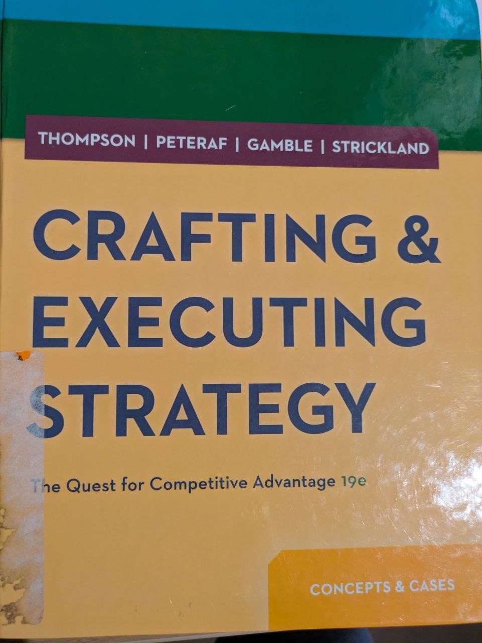 Libri: Crafting & Executing Strategy – Usato da Fehraltorf venduto da and_vvv2