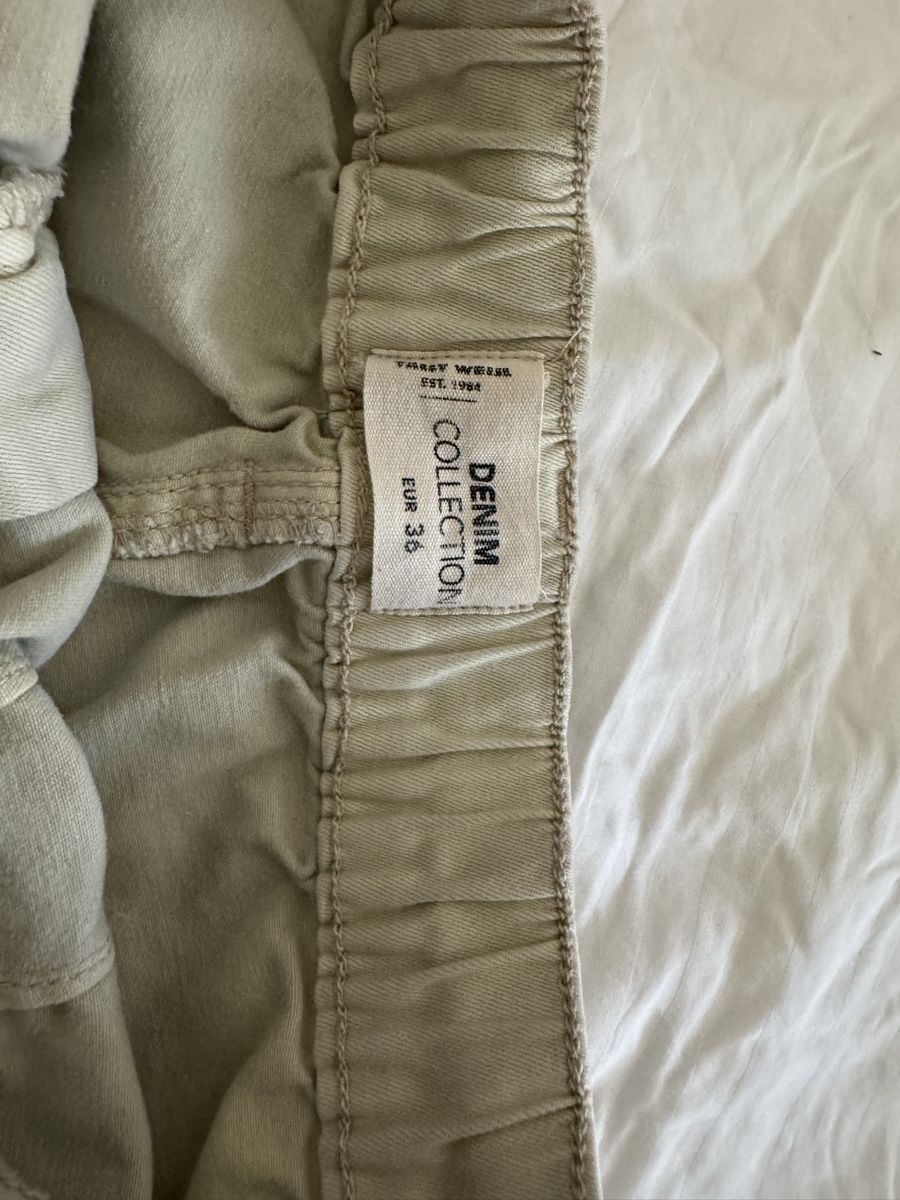 Tally Weijl Pantalons: Grüne Shorts – D'occasion à Zürich par lak_fr2n 2