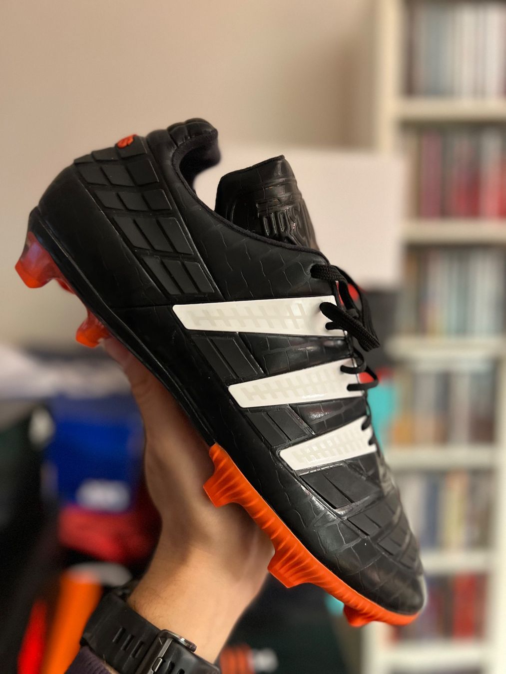 Adidas Scarpe da uomo: Adidas Predator 1994 Remake (2014) – Nuovo e nell'imballaggio originale da Cully venduto da DealerPrice