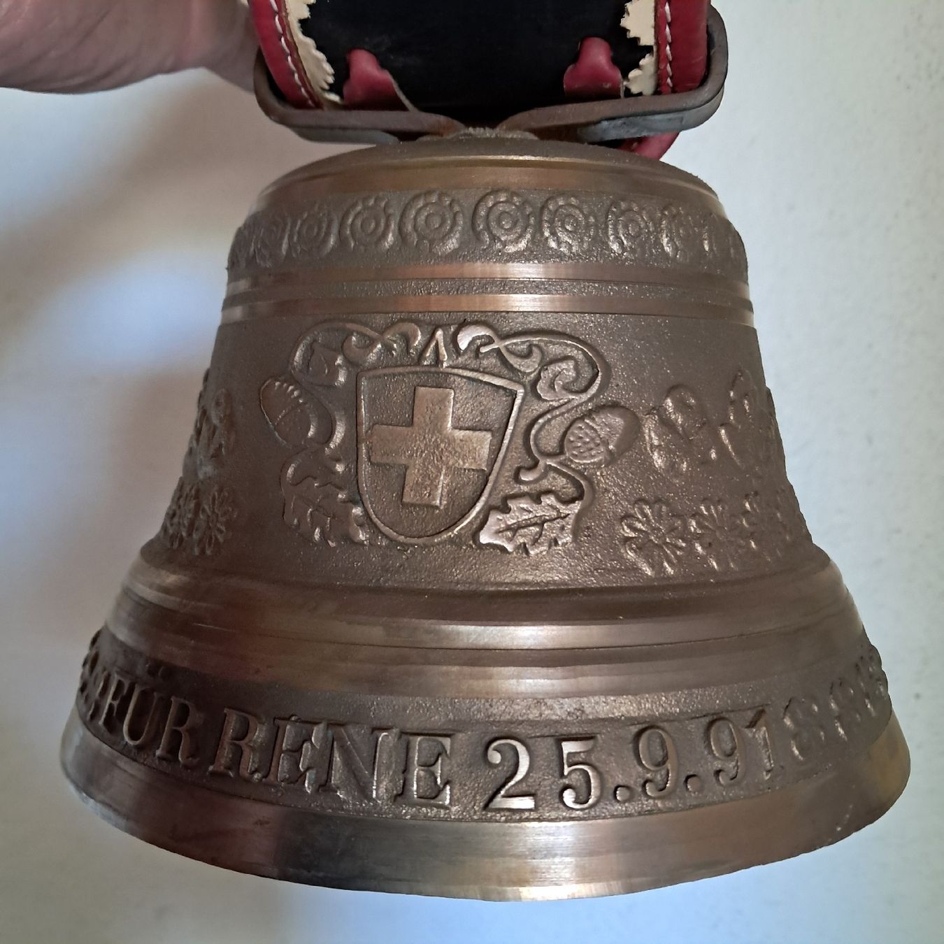 Glocken & Treicheln: Schöne GUSSET GLOCKE  – Gebraucht aus Murten von SHETHOF 3