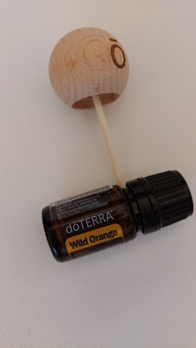 Doterra Diffusori di oli essenziali: Holzdiffuser für ätherische Öle 5ml Wild Orange – Nuovo e nell'imballaggio originale da Gwatt (Thun) venduto da Letzte-Chance-II