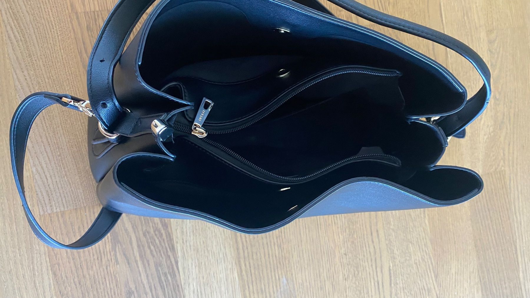 Borse: Handtasche INYATI – Usato da Starrkirch-Wil venduto da sclupain 3