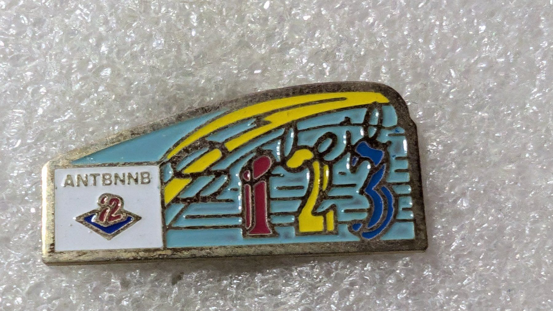 Placchette & Badge: Ansteckpin 209: – Usato da Oppligen venduto da Pin-Fall-Shop